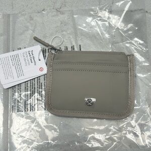 Lululemon true identity case card - grey